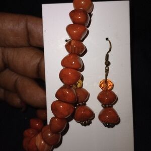 Bracelet and earrings